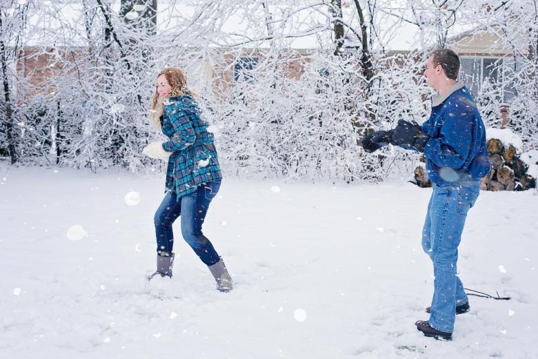 Free stock image of Snowball Fight created by Pixabay