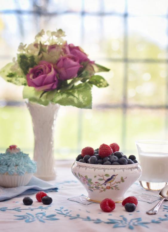 Free stock image of Blueberries in a Bowl created by Pixabay