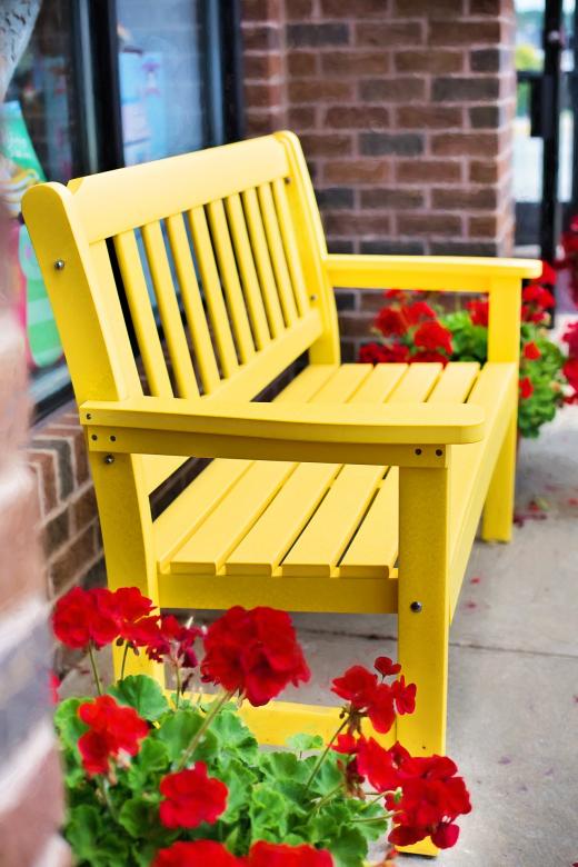 Free stock image of Yellow Bench created by Pixabay