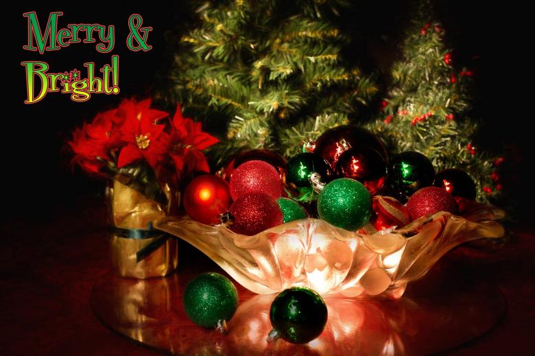 Free stock image of Christmas Bauble created by Pixabay