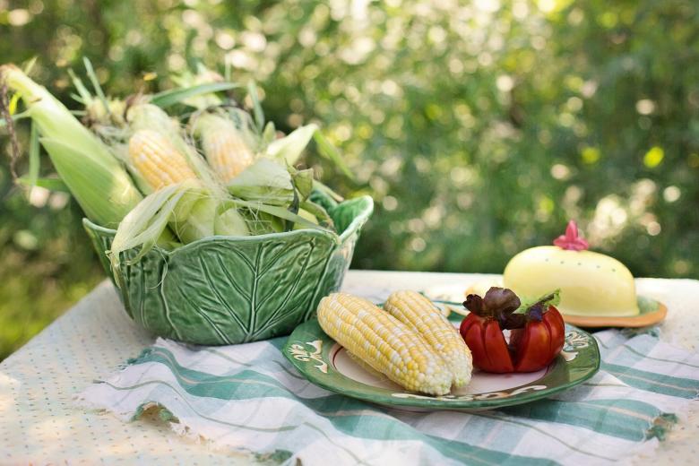 Free stock image of Corn on the Table created by Pixabay