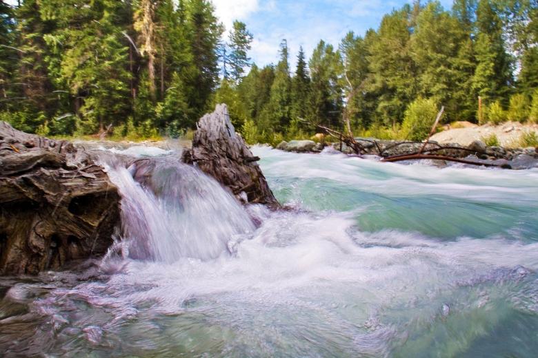 Free stock image of Wild Waterfall created by Pixabay