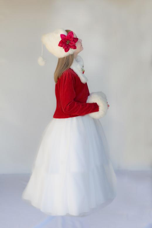 Free stock image of Christmas Child created by Pixabay