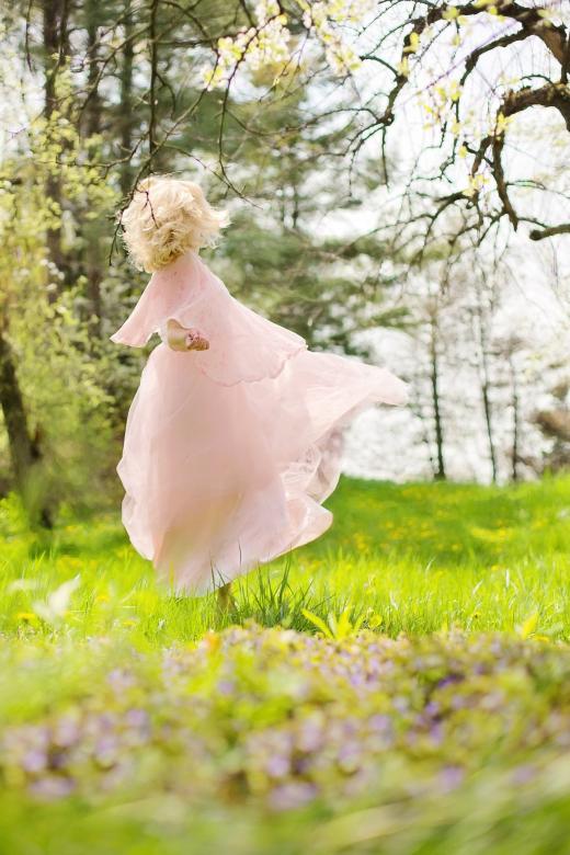 Free stock image of Lovely Woman created by Pixabay