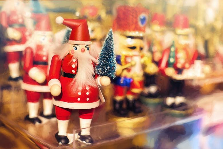Free stock image of Christmas Nutcracker created by Pixabay