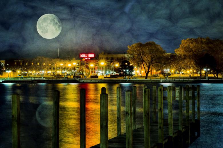 Free stock image of City at Night created by Pixabay