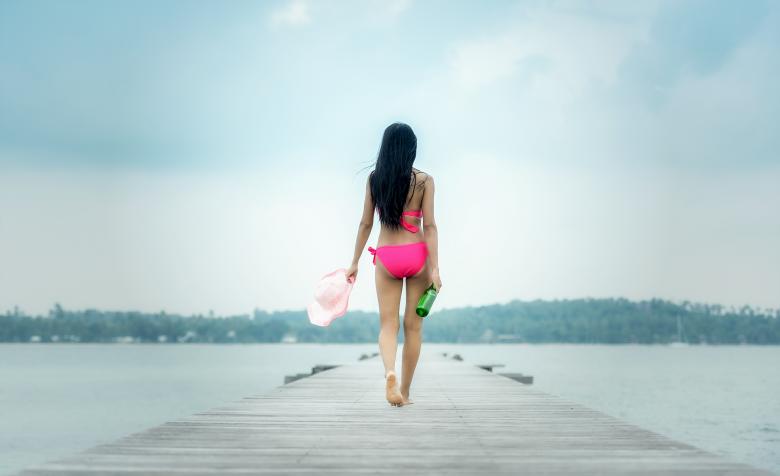 Free stock image of Girl on the Dock created by Pixabay