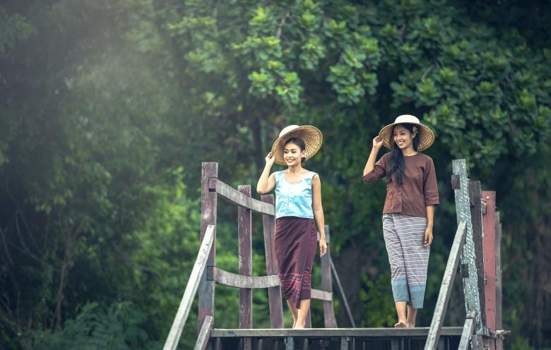 Free stock image of Ladies on a Trip created by Pixabay