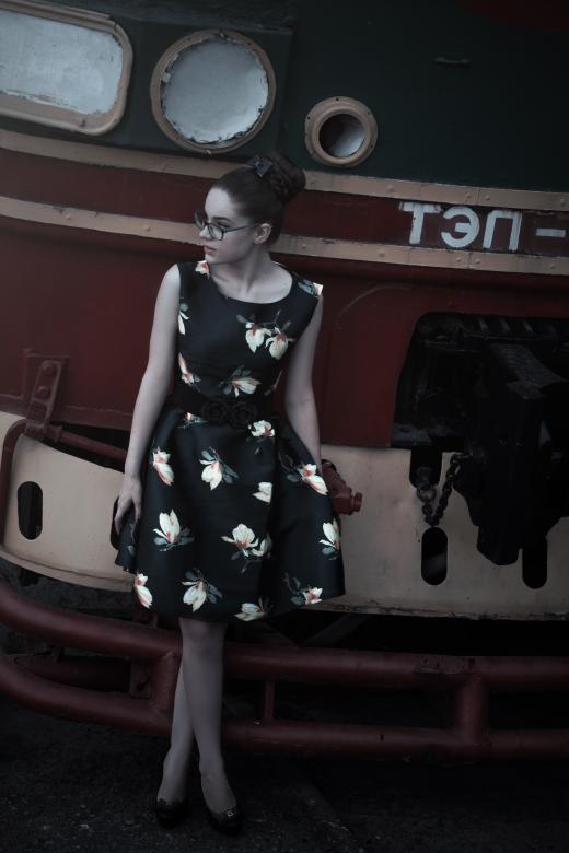 Free stock image of Girl at the Station created by Pixabay