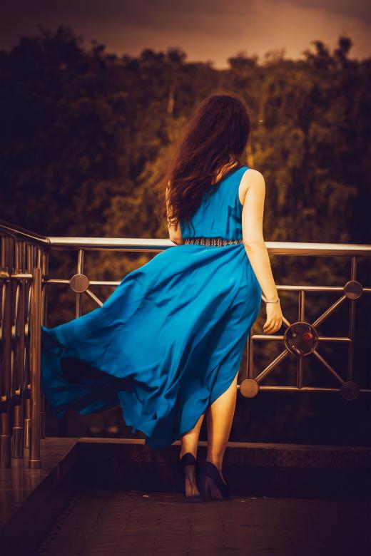 Free stock image of Girl on the Balcony created by Pixabay