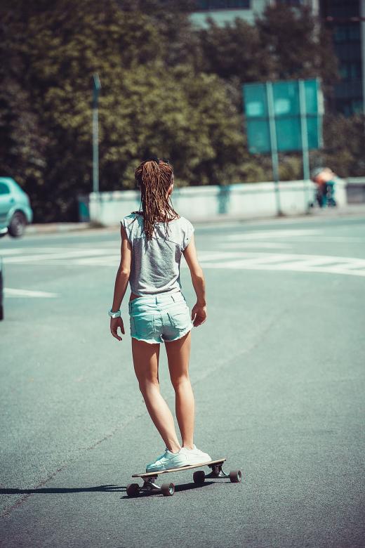 Free stock image of Skating on the Beach created by Pixabay