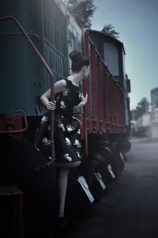Free stock image of Girl Travelling created by Pixabay