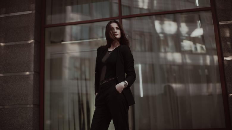 Free stock image of Business Woman created by Pixabay