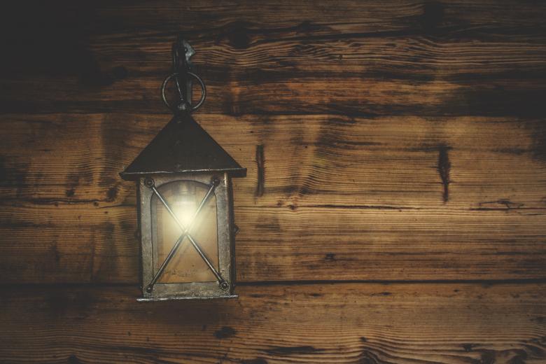 Free stock image of Old Lantern created by Pixabay