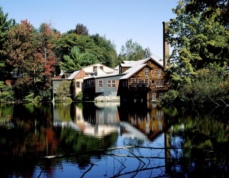 Free stock image of Mill near the Lake created by Pixabay