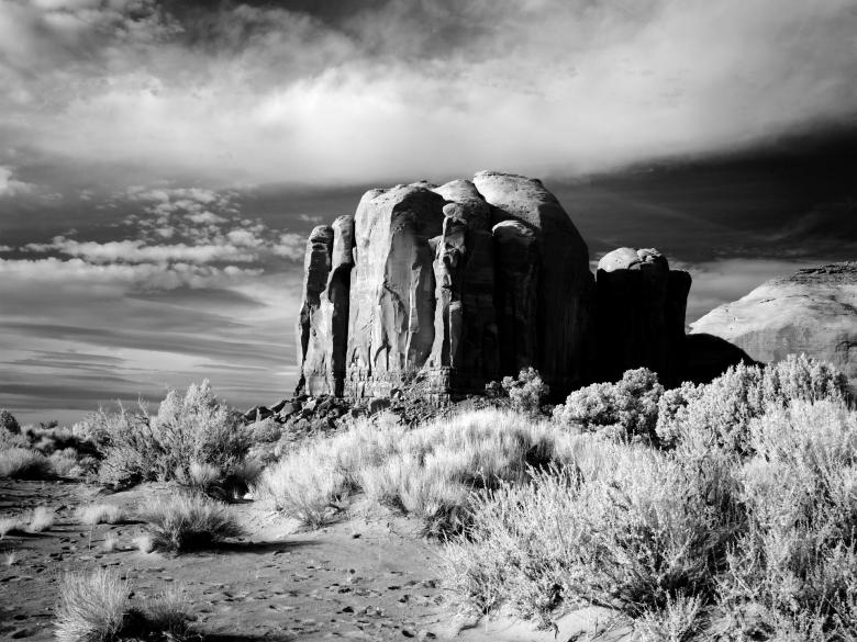 Free stock image of Monument Valley created by Pixabay