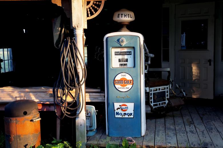 Free stock image of Petrol Station created by Pixabay
