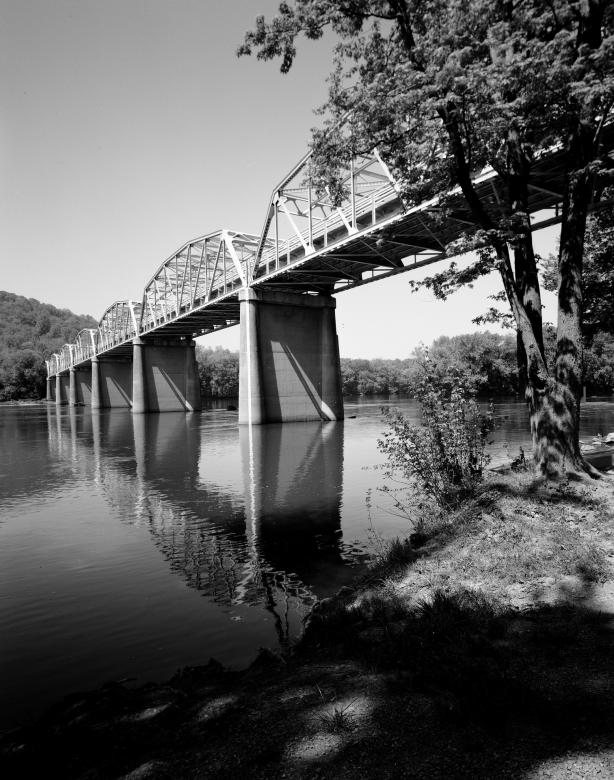 Free stock image of Urban Bridge created by Pixabay