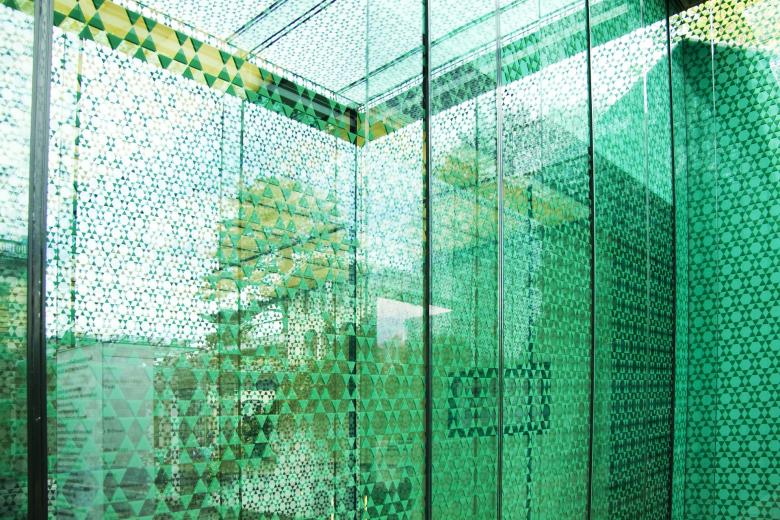 Free stock image of Glass Building  created by Pixabay