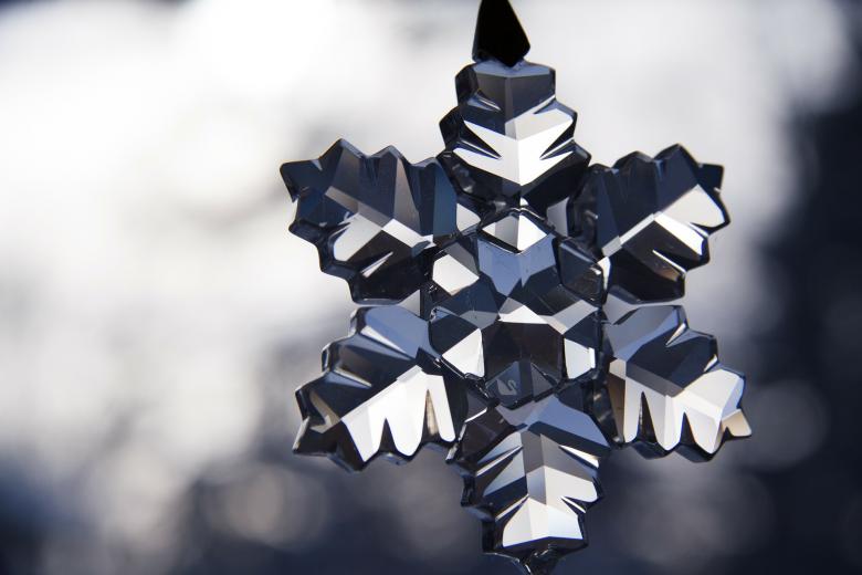 Free stock image of Snowflake Glass Ornament created by Pixabay