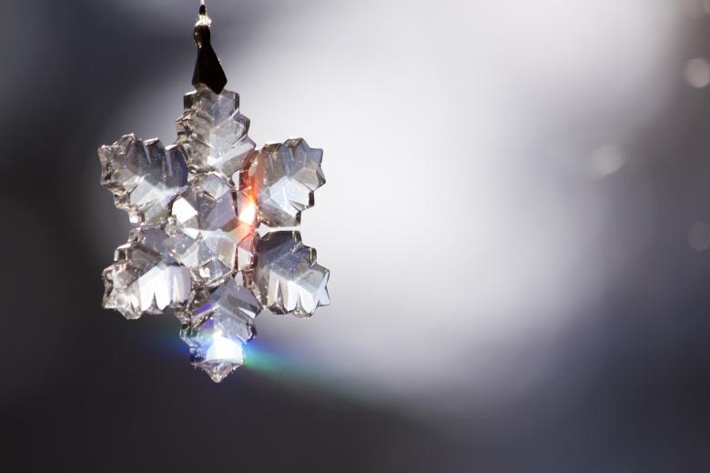 Free stock image of Glittering Snowflake Ornament created by Pixabay