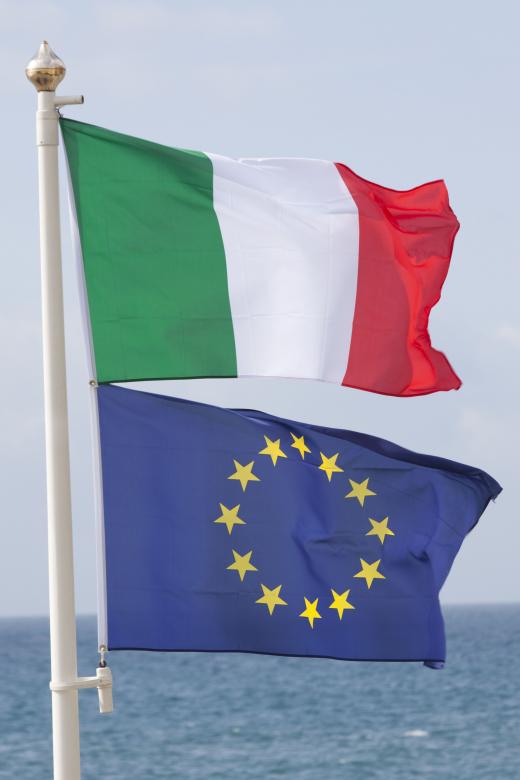 Free stock image of Italian and EU Flags Waving created by Pixabay