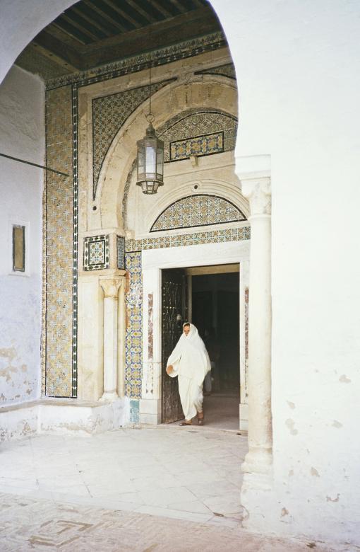 Free stock image of Mosque Entrance created by Pixabay