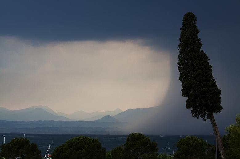 Free stock image of Stormy Weather created by Pixabay