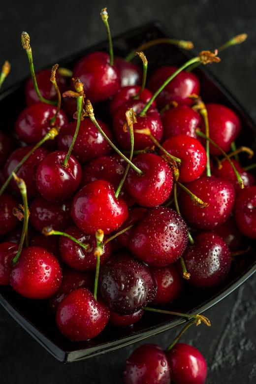 Free stock image of Fresh Cherries created by Pixabay