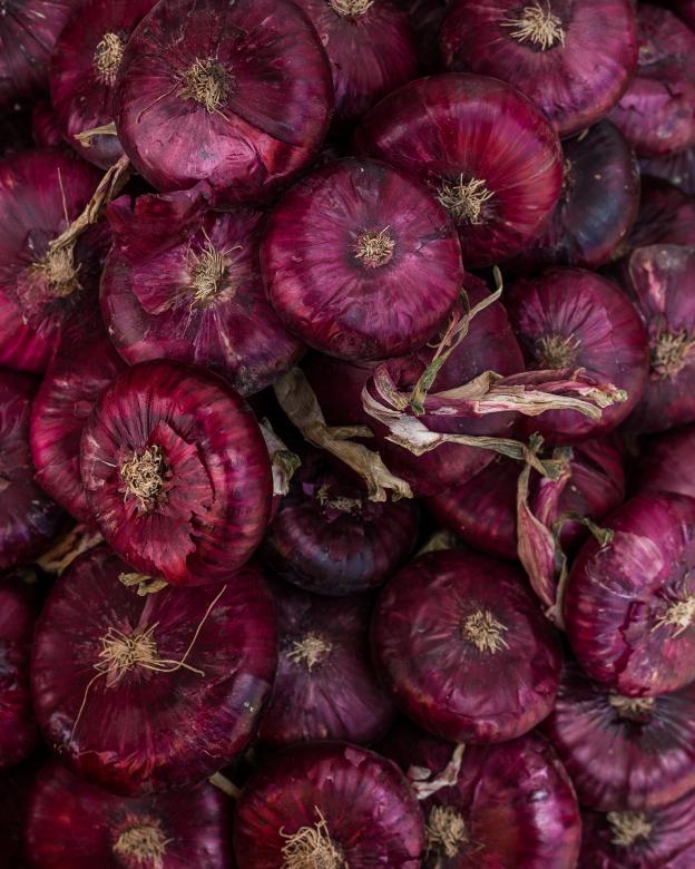 Free stock image of Bunch of Onion created by Pixabay
