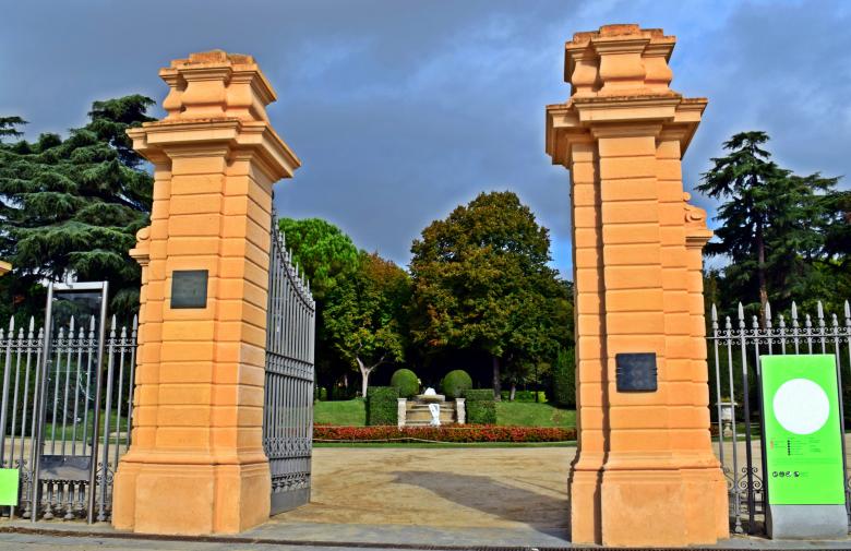 Free stock image of Park Entrance created by Andrés Membrive