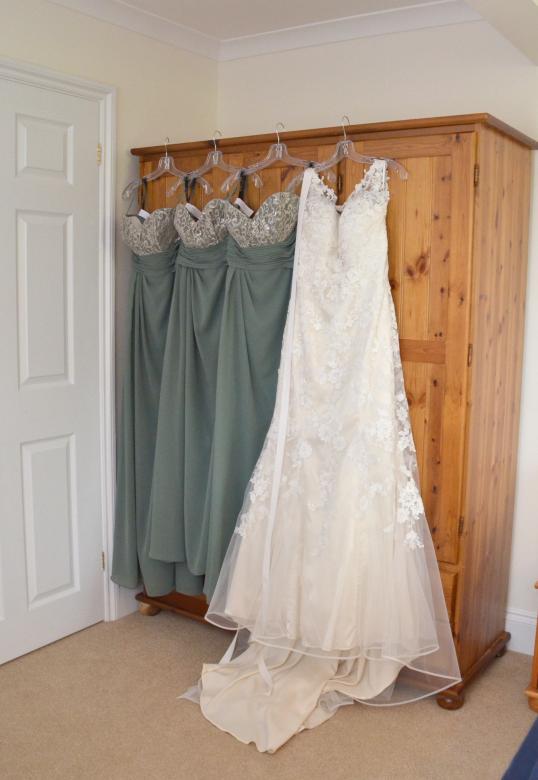 Free stock image of Wedding and Bridesmaids Dresses created by Kate Towers 