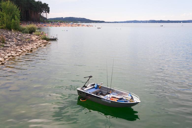 Free stock image of Boat in the River created by Pixabay
