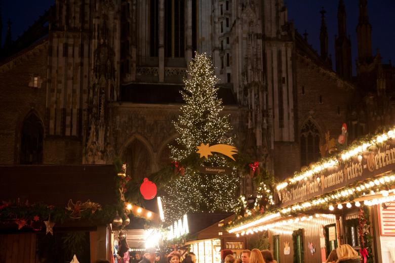 Free stock image of Christmas Market created by Pixabay