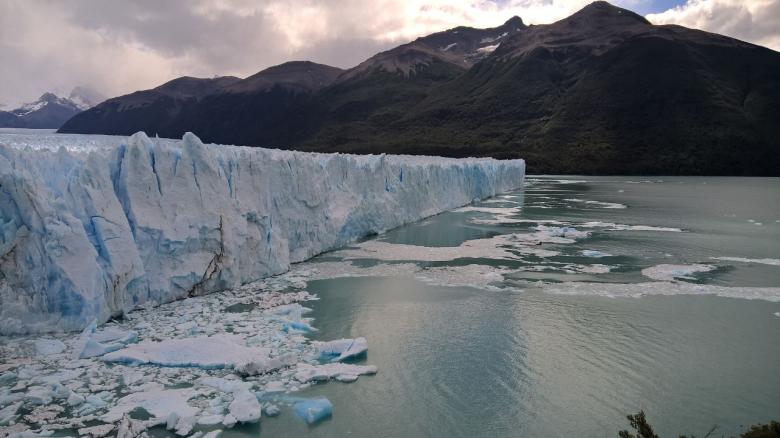 Free stock image of Glacier Meets the Sea created by Fernando M Salinas