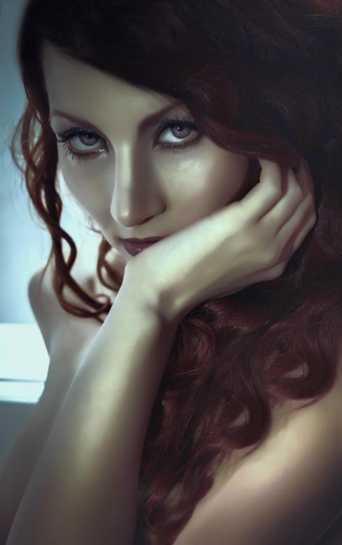 Free stock image of Brunette Girl created by Pixabay