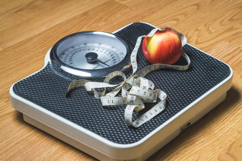 Free stock image of Weighing an Apple created by Pixabay