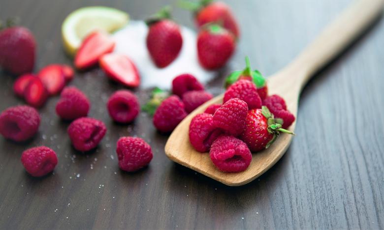 Free stock image of Bunch of Raspberries created by Pixabay