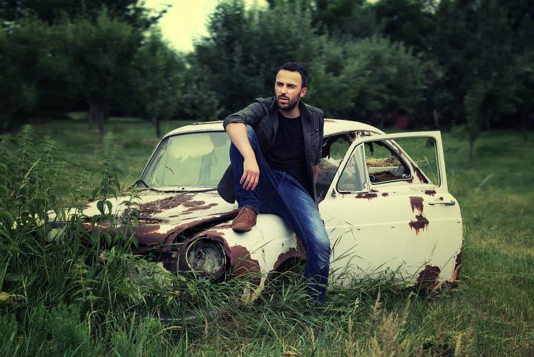 Free stock image of Rusting Car created by Pixabay
