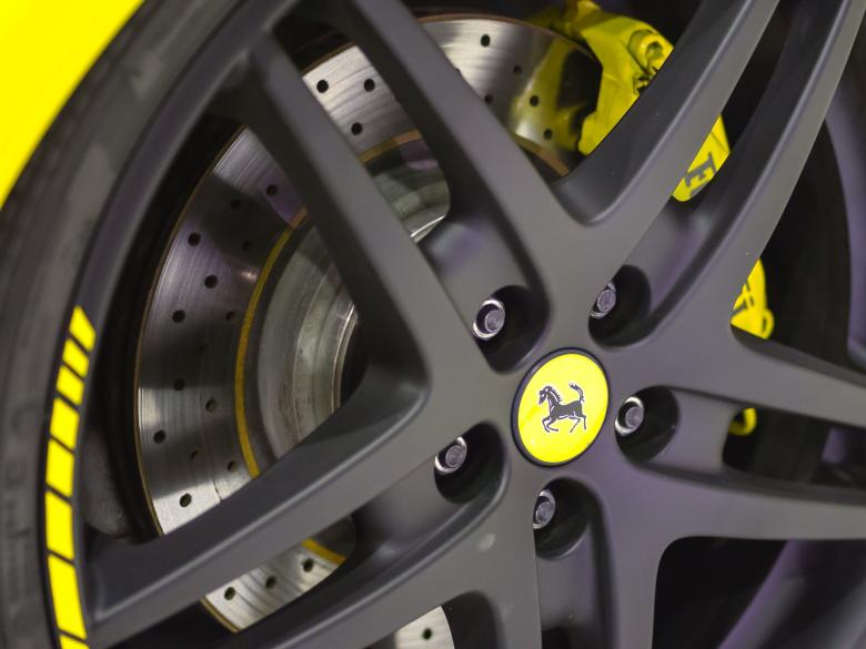 Free stock image of Yellow Ferrari created by Pixabay