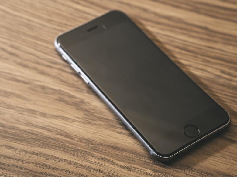 Free stock image of Black Mobile - iPhone created by Pixabay