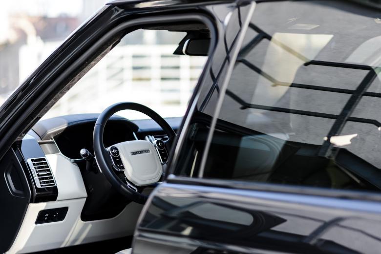 Free stock image of Range Rover Steering created by Pixabay