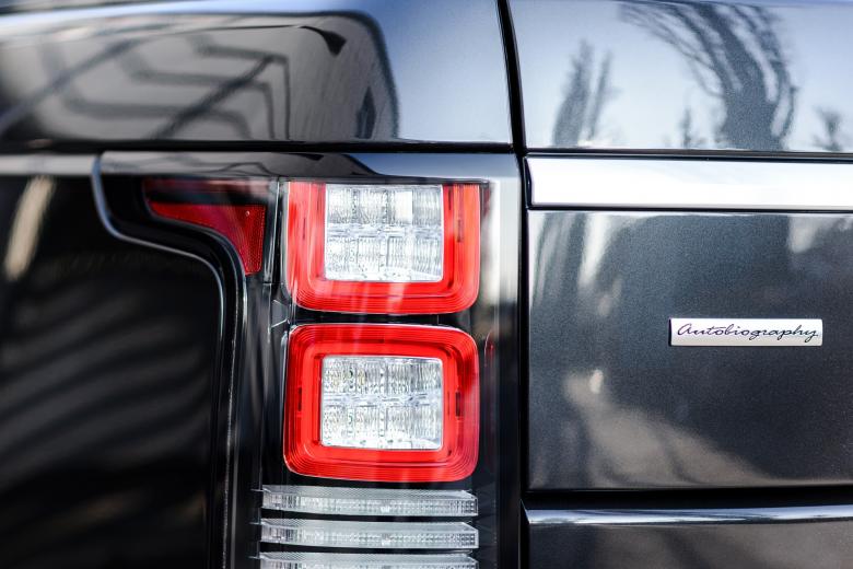 Free stock image of Shiny Black Range Rover created by Pixabay