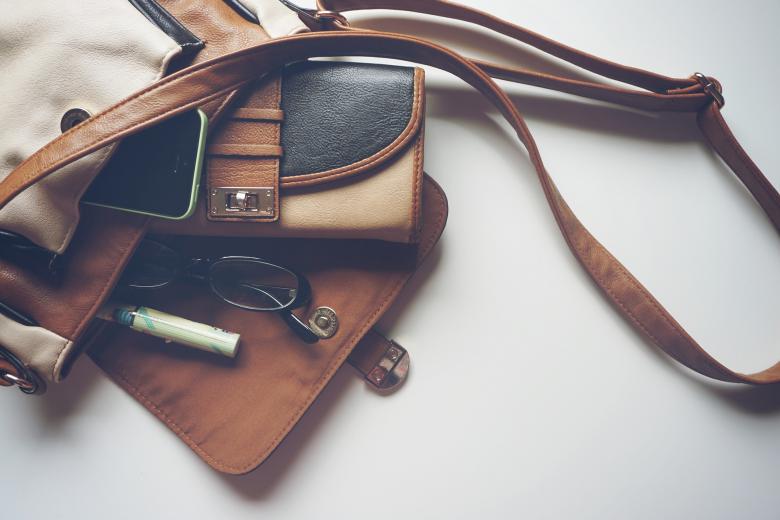 Free stock image of Leather Purse created by Pixabay