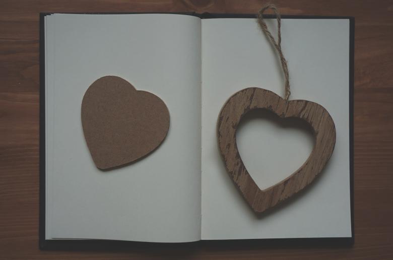 Free stock image of Heart on Valentines Day created by Pixabay