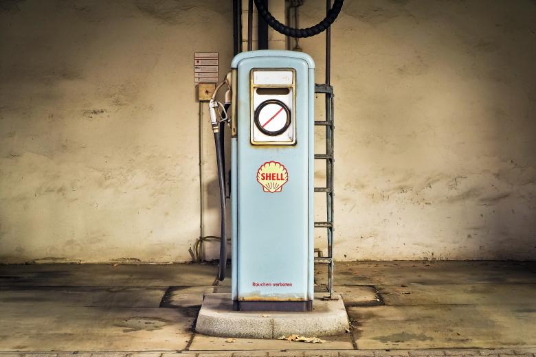 Free stock image of Vintage Gas Pump created by Pixabay