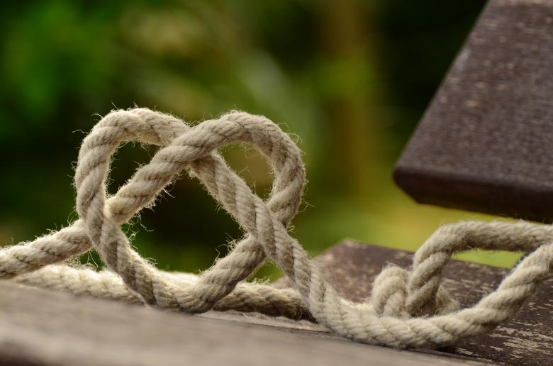 Free stock image of Rope Heart created by Pixabay