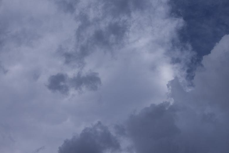 Free stock image of Subtle Clouds created by Eduardo Soares Bogosian