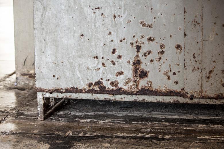 Free stock image of Old metal cabinet rusted created by Eduardo Soares Bogosian