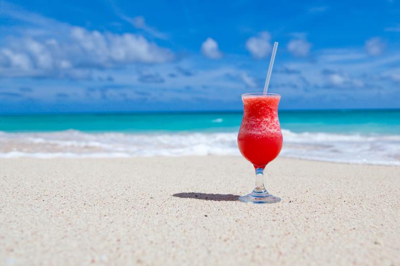 Free stock image of Juice at the Beach created by Pixabay